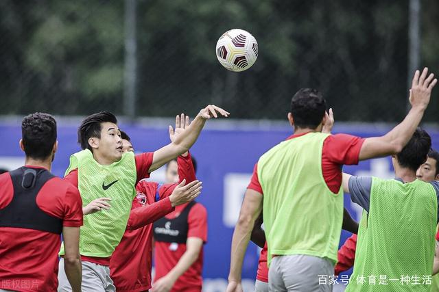 布伦森44分西亚卡姆22分 尼克斯大胜步行者3-2